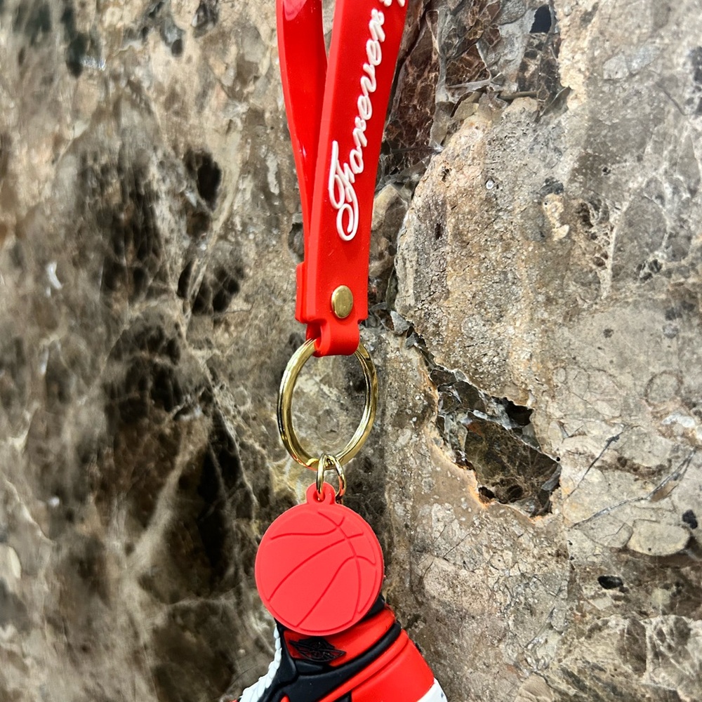 Cartoon Keychain - Picture 9 of 16